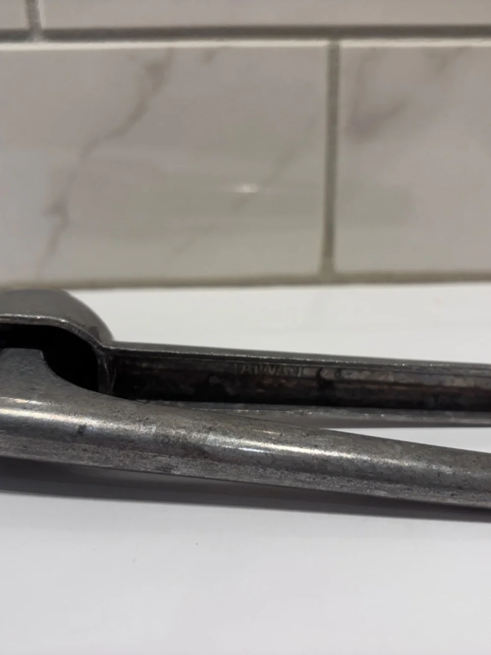Lot of 2 Vintage Kitchen Tools-Garlic Press & Pastry Roller Dough Crimper MCM